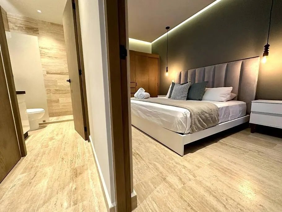 Modern Loft With Rooftop Pool & Gym By Solmar Rentals Playa del Carmen